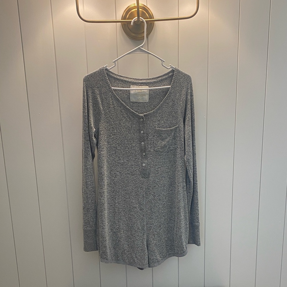 Abercrombie & Fitch Heathered Gray Henley Romper